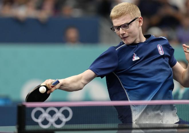 英超竞争的 英超竞争的